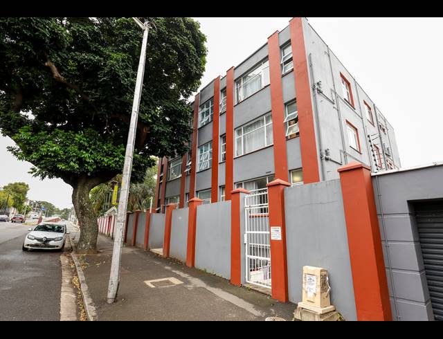 24 BEDROOM APARTMENT BLOCK FOR SALE IN MUSGRAVE